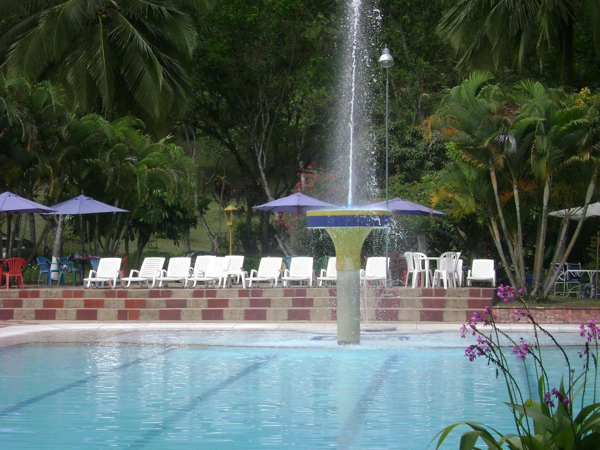 Hotel Hacienda El Diamante Villeta Exterior foto